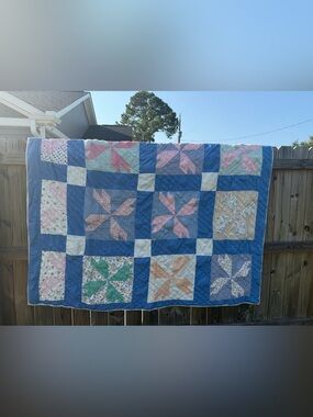 handmade large pinwheel quilt